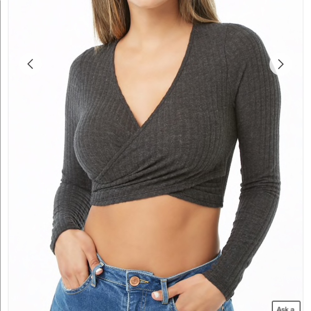 Grey ribbed long sleeve crop top